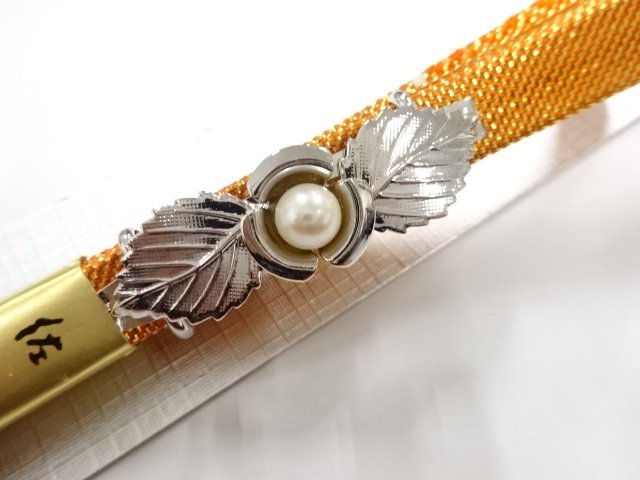 JAPANESE KIMONO / ANTIQUE UNUSED PEARL OBIDOME (SASH CLIP) / OBIJIME /